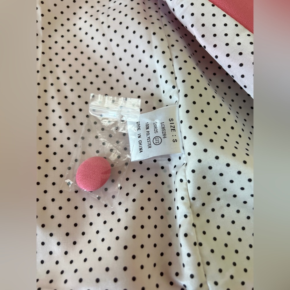 Classic women’s Blazer, Fully lined, front button closures, size Small - Picture 9 of 9